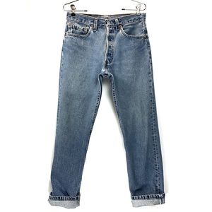 LeVI’S 501 “vintage” light wash jeans relaxed fit